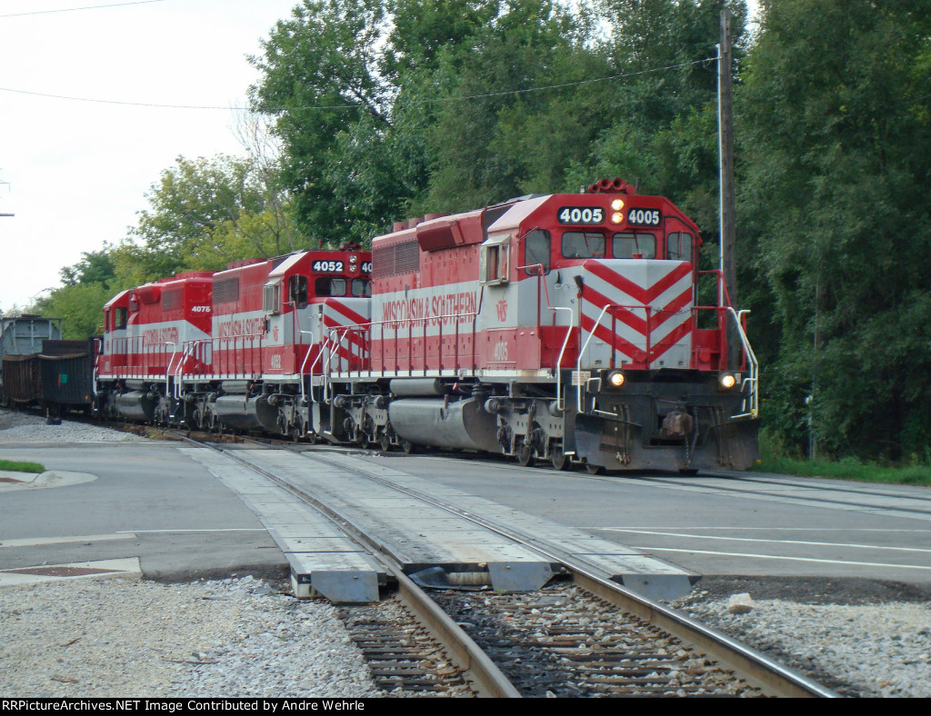 WSOR 4005 and company crossing Delavan Dr. heading for Chicago